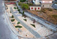 Το Μοναστηράκι αλλάζει με ένα νέο κοινόχρηστο χώρο