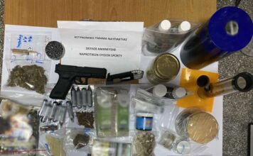 Nαύπακτος: Ναρκωτικά και όπλα ξετρύπωσε ο αστυνομικός σκύλος «Sporty»