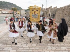 Με την απόδοση τιμών στους πεσόντες ολοκληρώθηκαν οι εκδηλώσεις για την Επέτειο της Ναυμαχίας της Ναυπάκτου