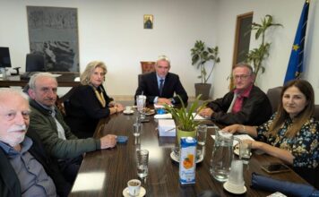 Συνάντηση με βουλευτές του νομού και υπόμνημα από την ΠΑΝΣΥ